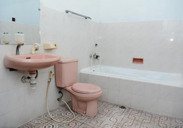 Fortuna Guest House Джокьякарта Экстерьер фото